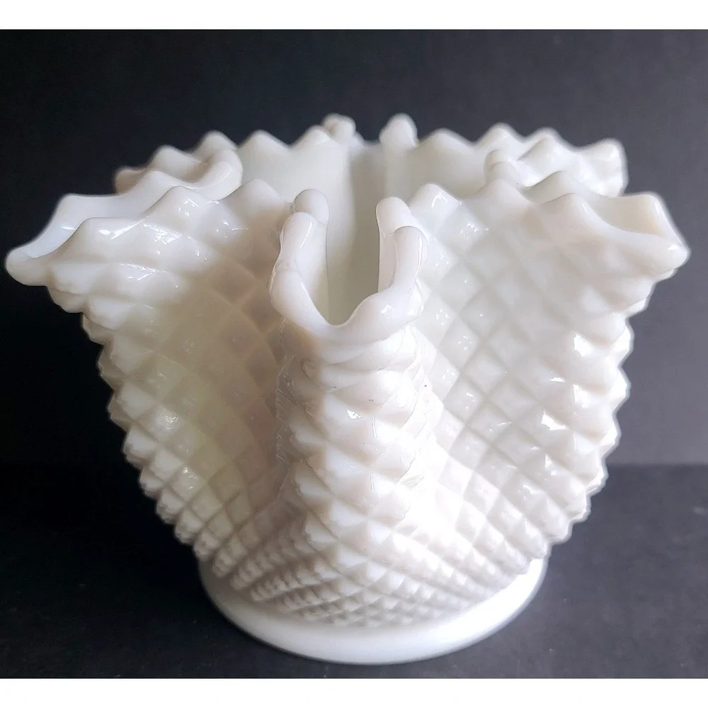Westmoreland White Milk Glass Diamond Point Ruffled Vase Vintage Starburst Base